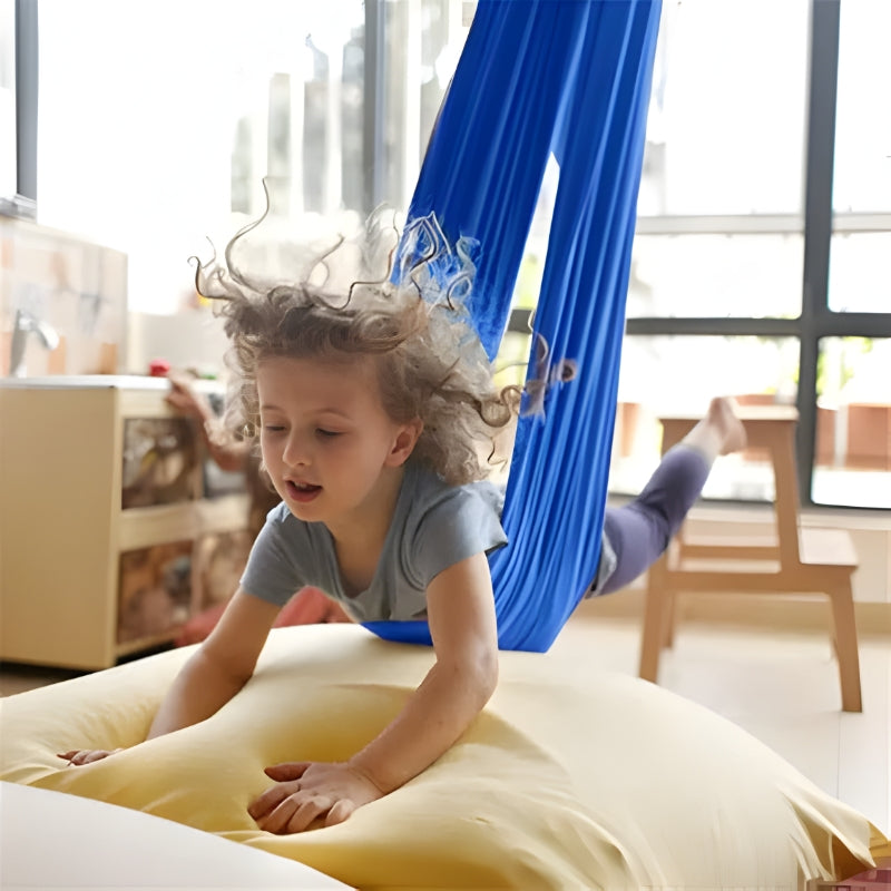 Hamaca Sensorial para Niños – Relajación, Movimiento y Bienestar en Casa