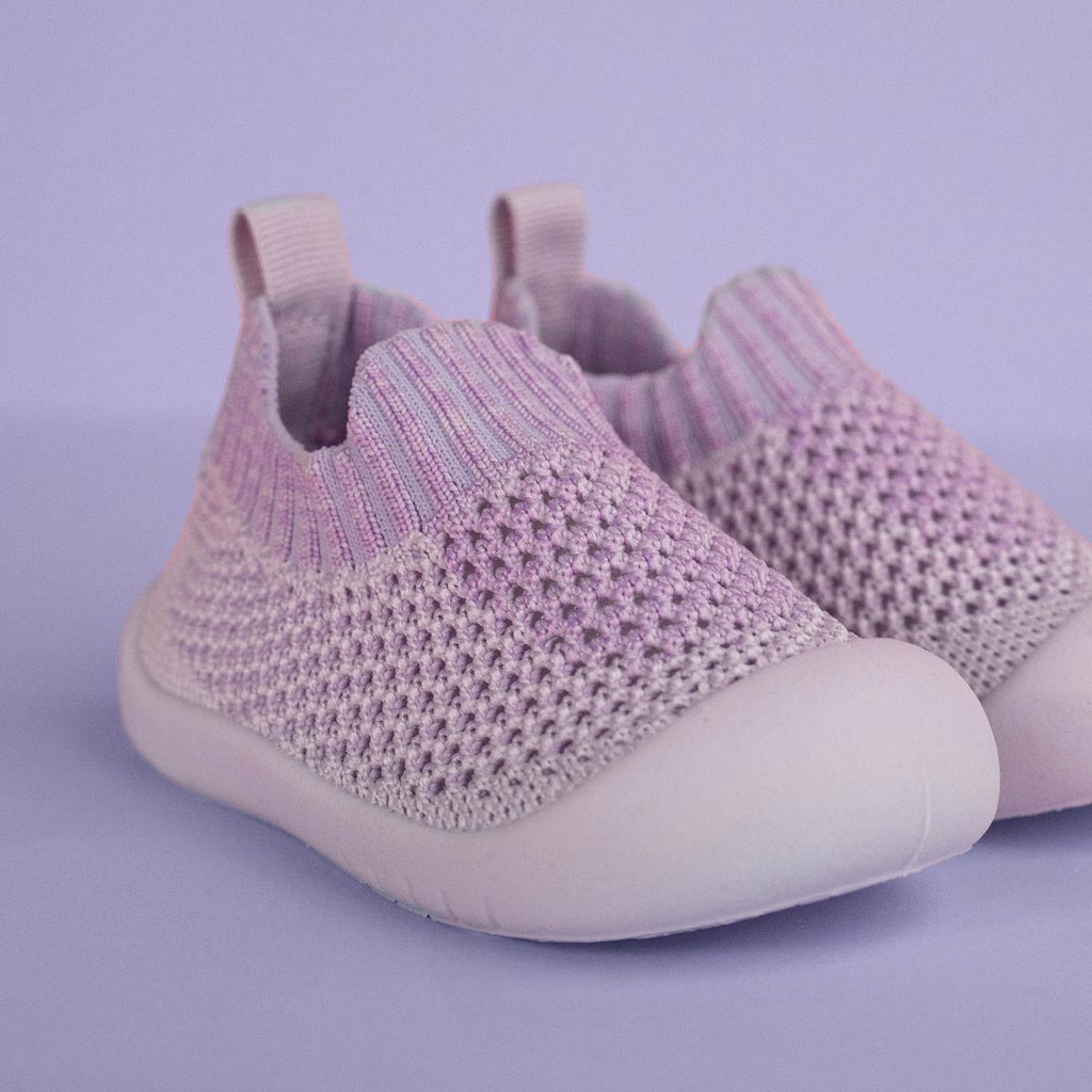Zapatos para bebé – primeros pasos ligeros y seguros