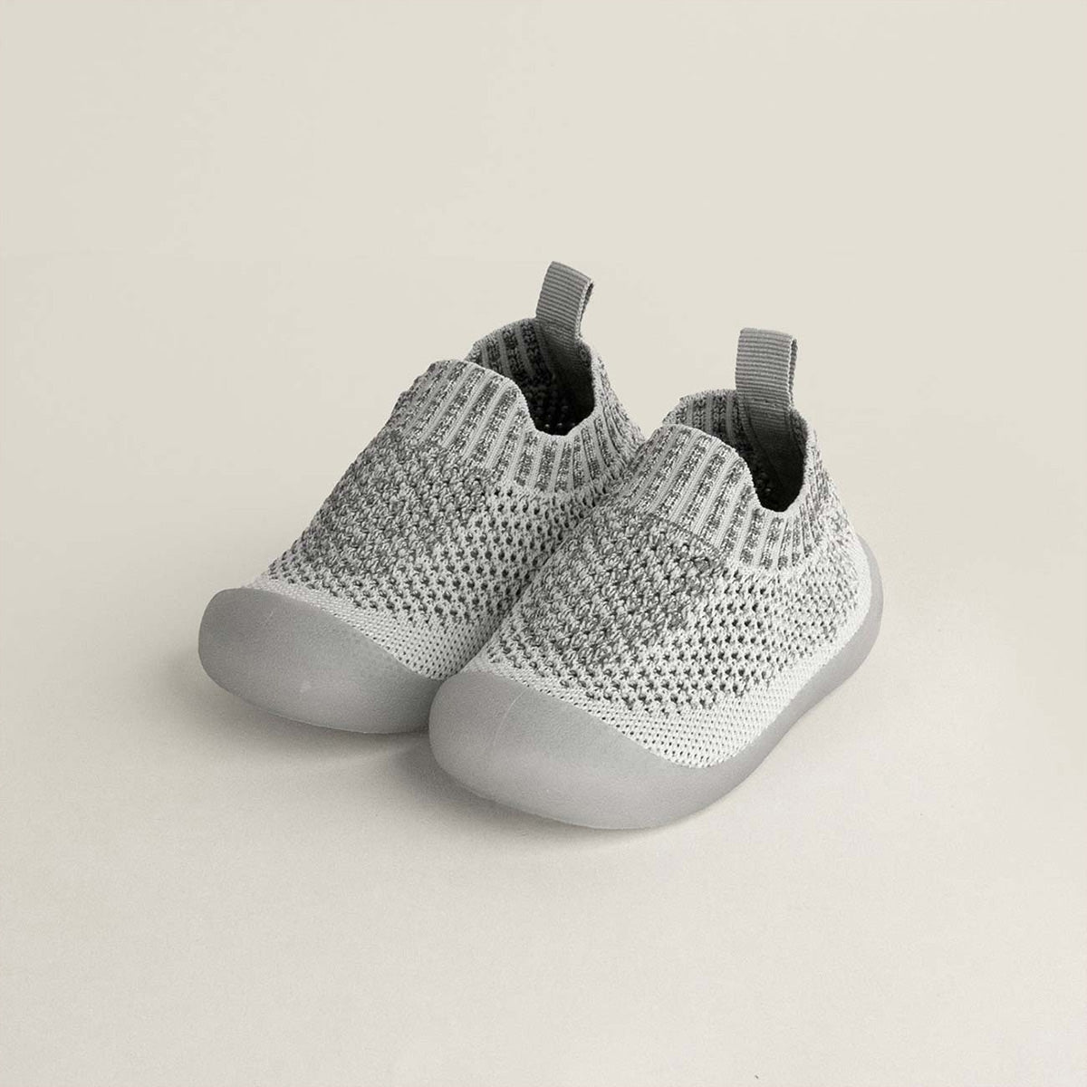 Zapatos para bebé – primeros pasos ligeros y seguros