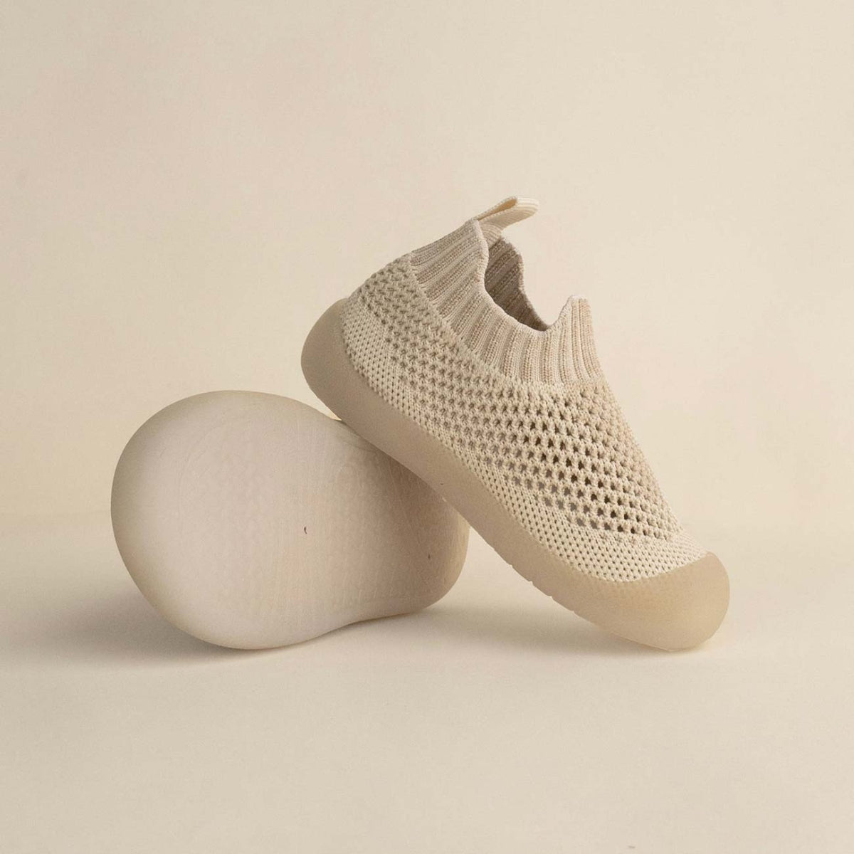 Zapatos para bebé – primeros pasos ligeros y seguros