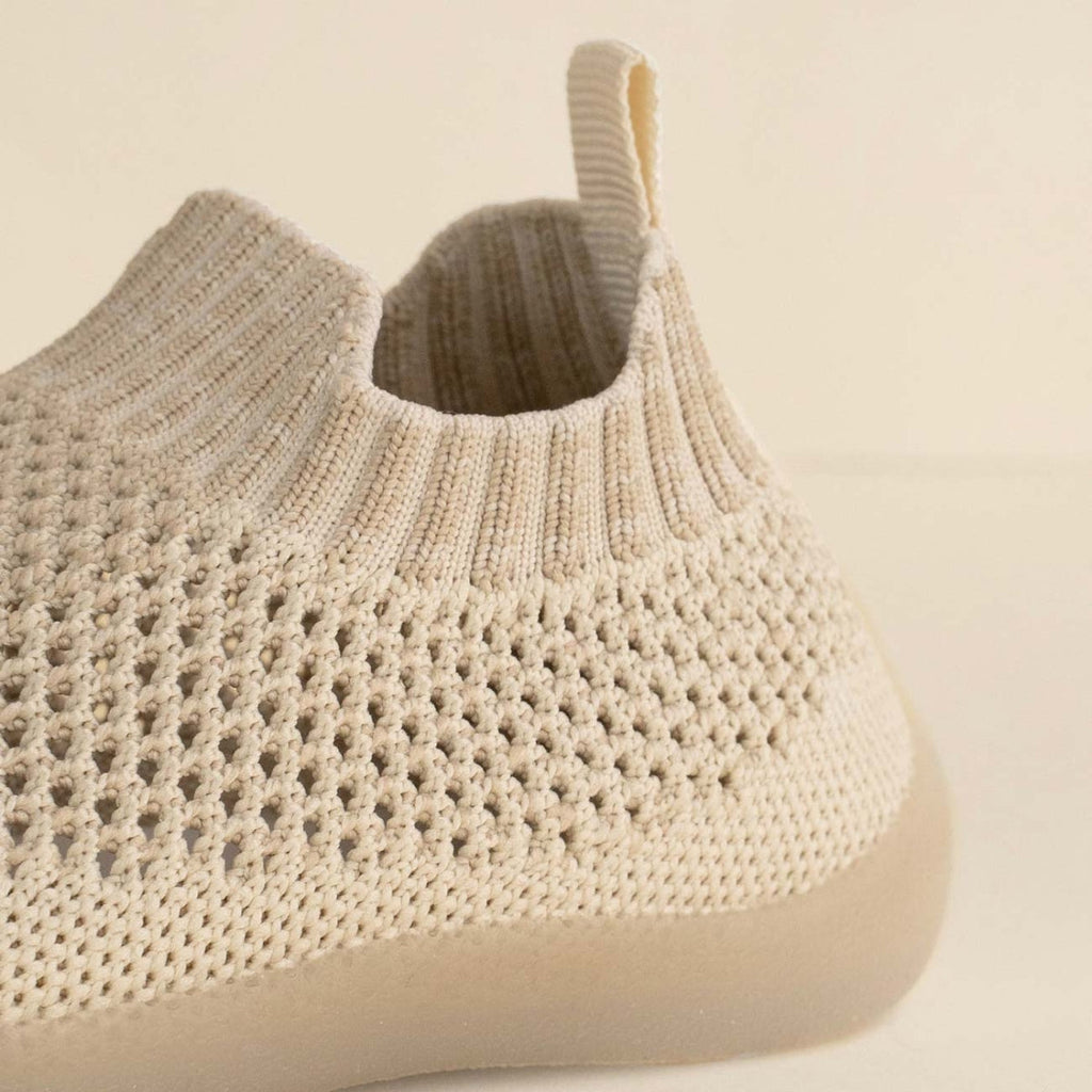 Zapatos para bebé – primeros pasos ligeros y seguros