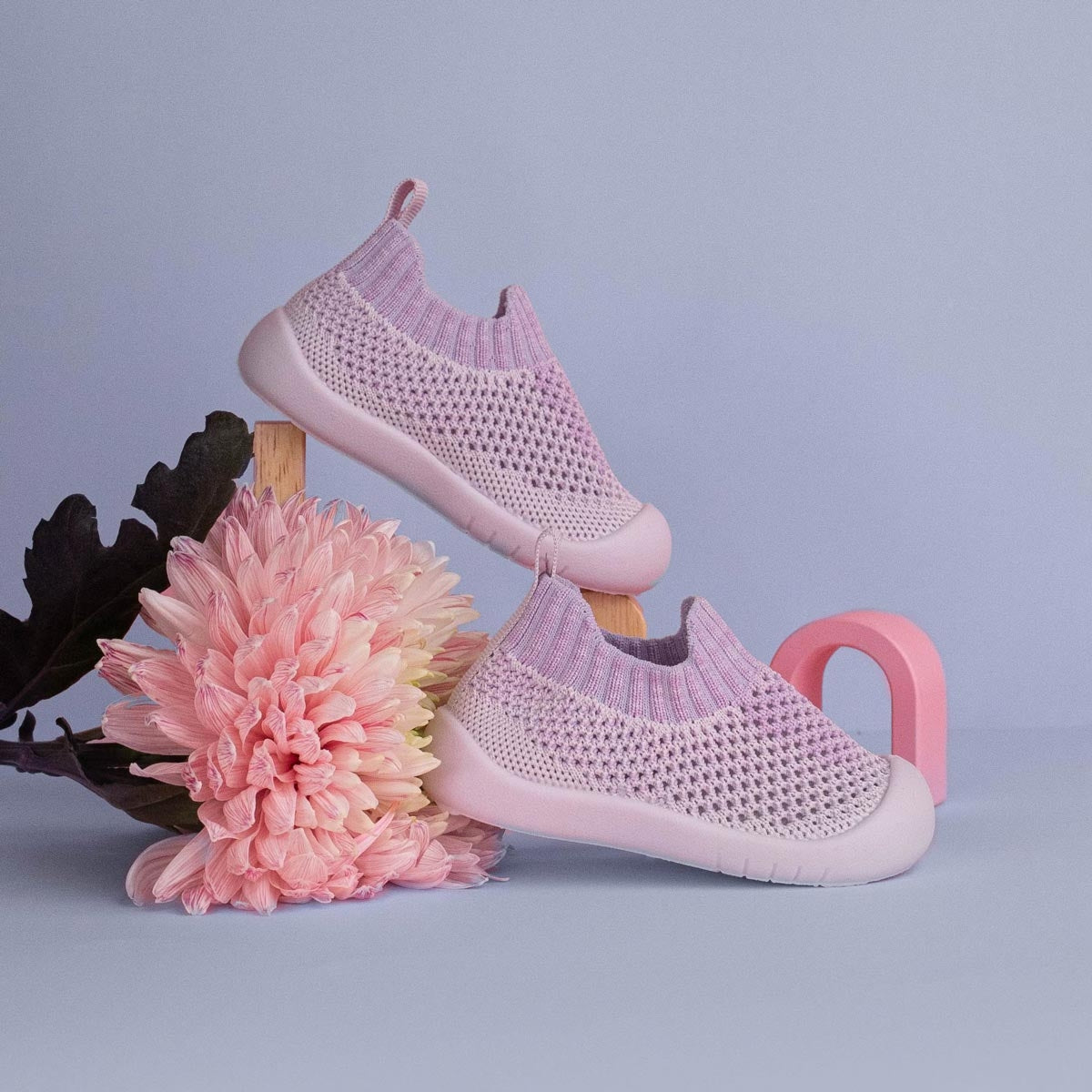 Zapatos para bebé – primeros pasos ligeros y seguros